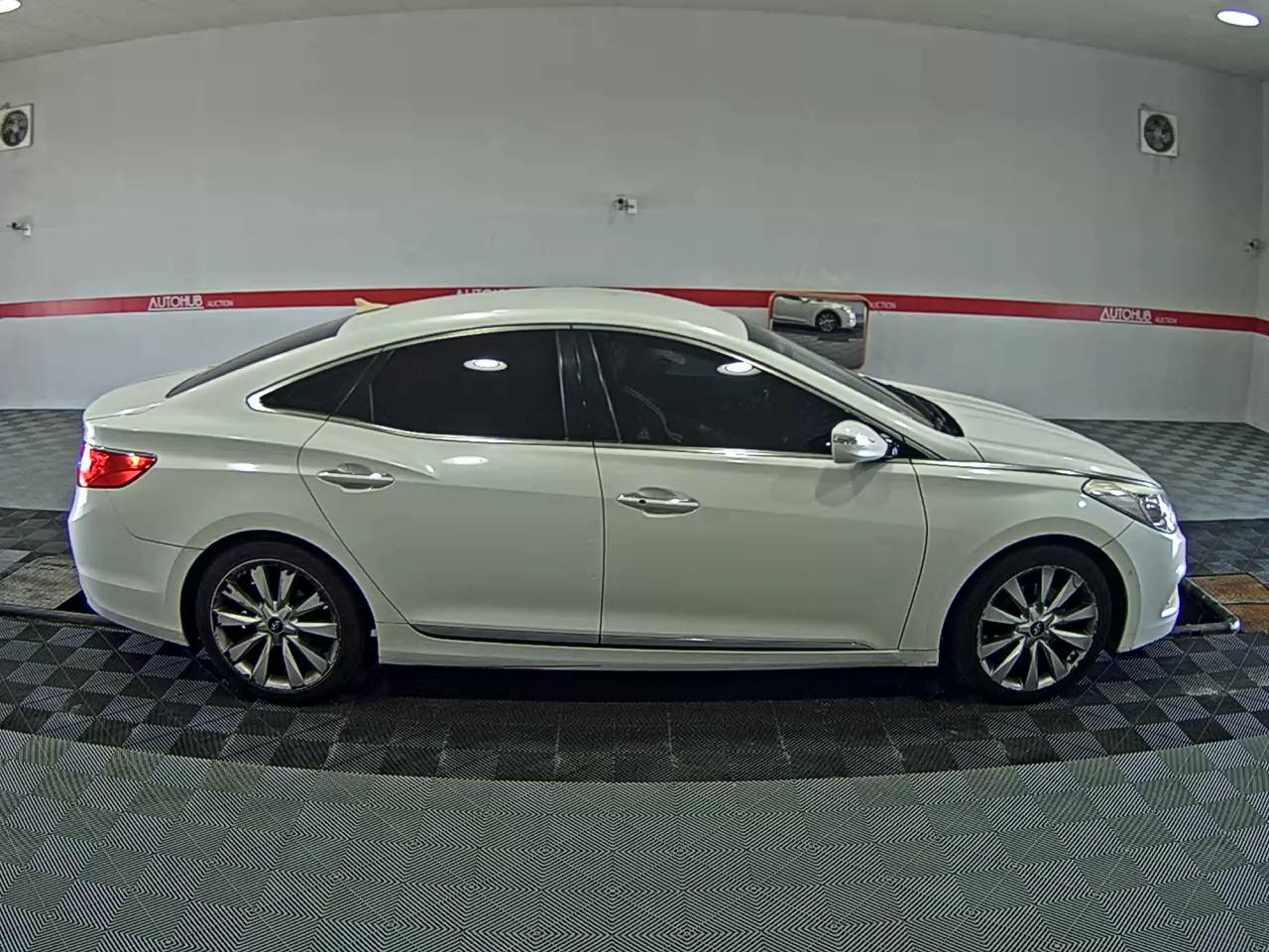 2012 - hyundai grandeur