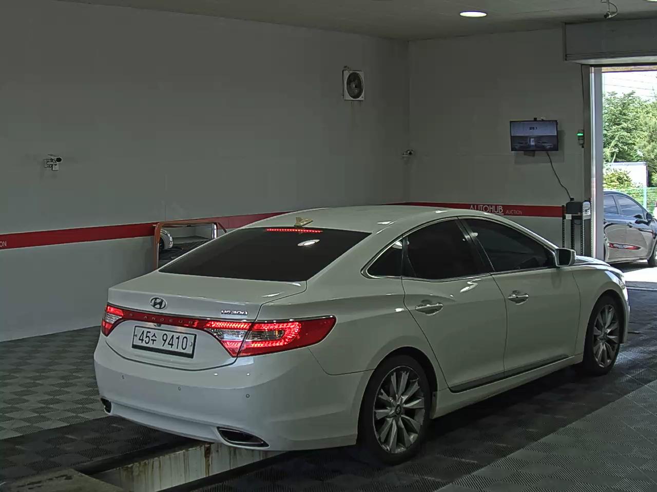 2012 - hyundai grandeur