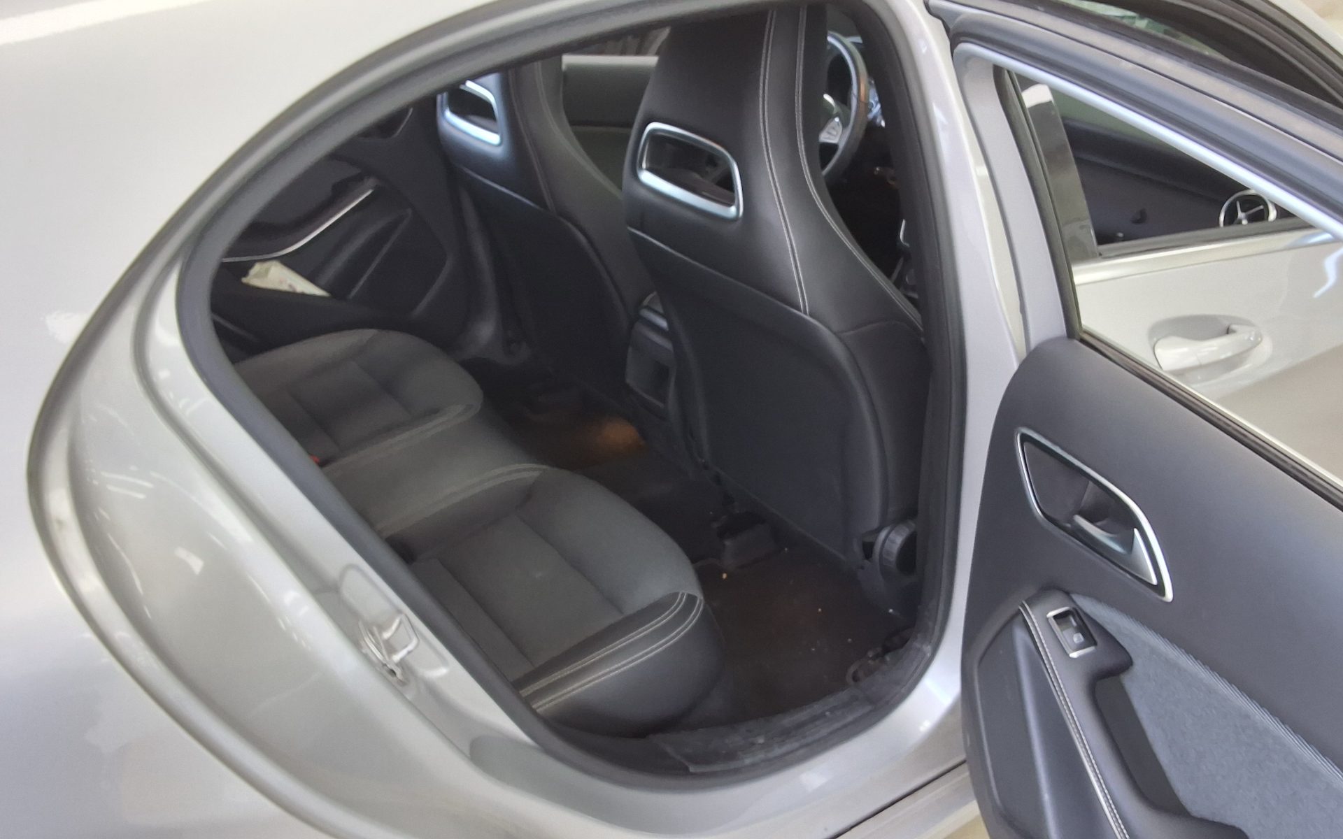 2016 - mercedes-benz a200
