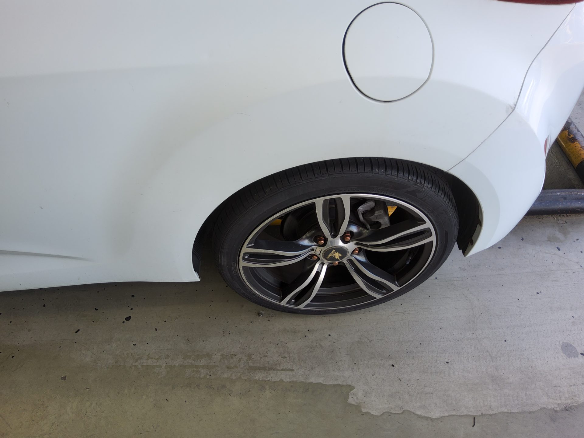 2012 - hyundai veloster