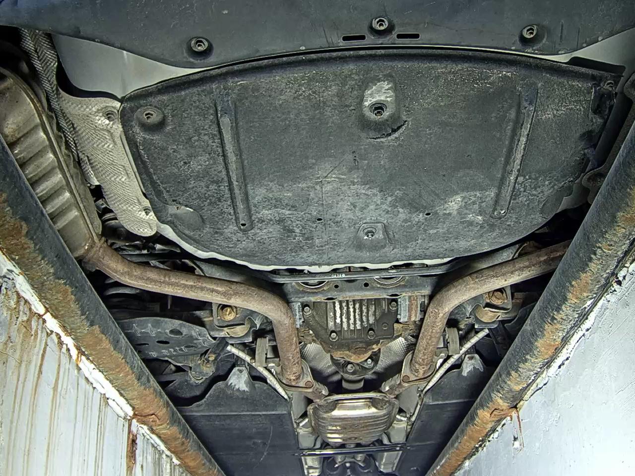 2014 - hyundai g330