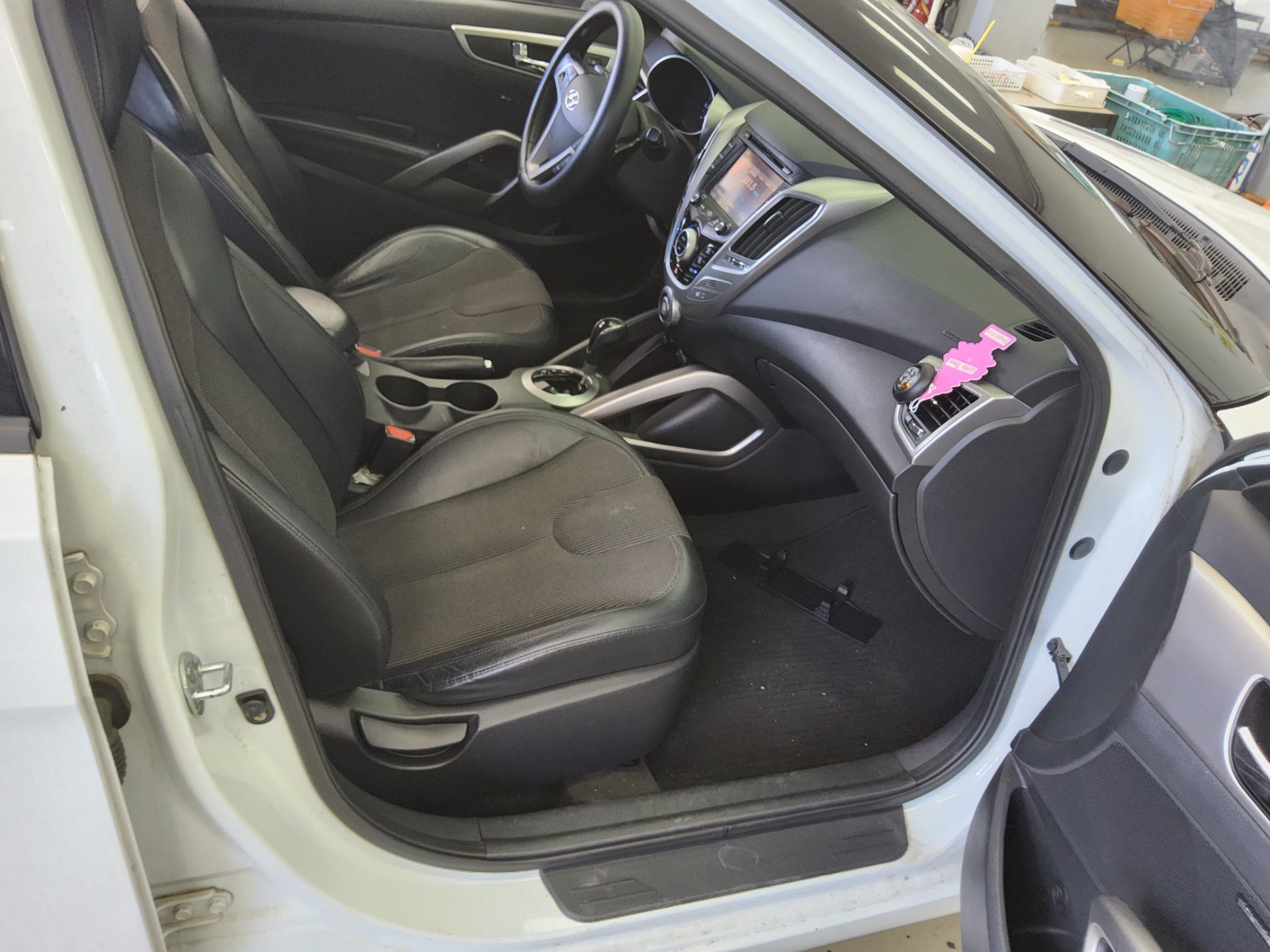 2012 - hyundai veloster