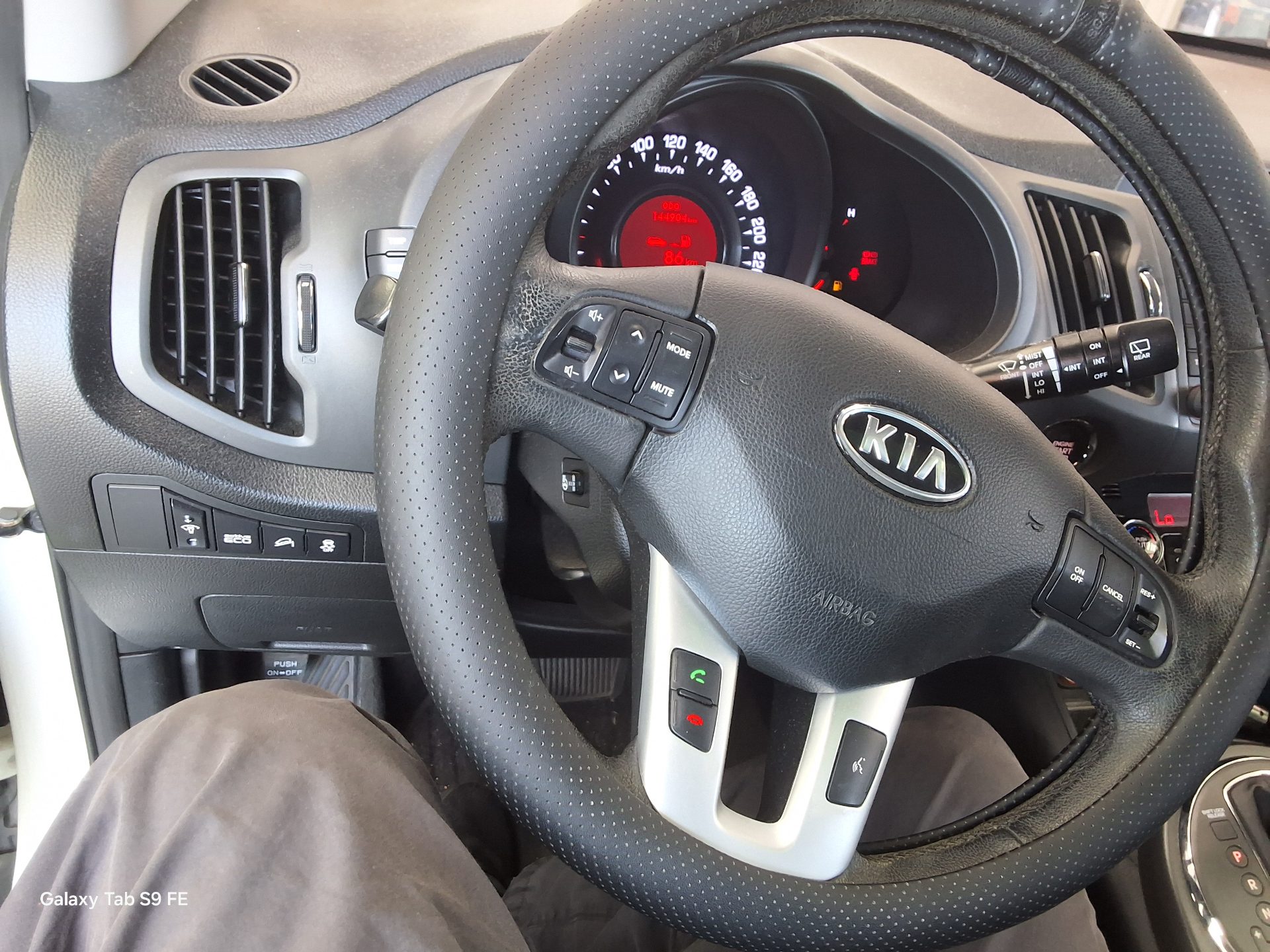 2012 - kia sportage