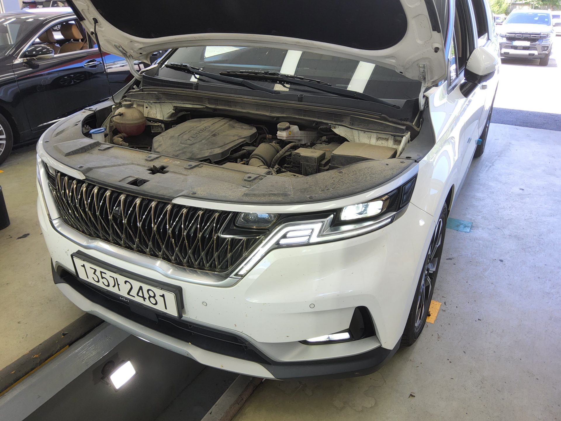2021 - kia carnival
