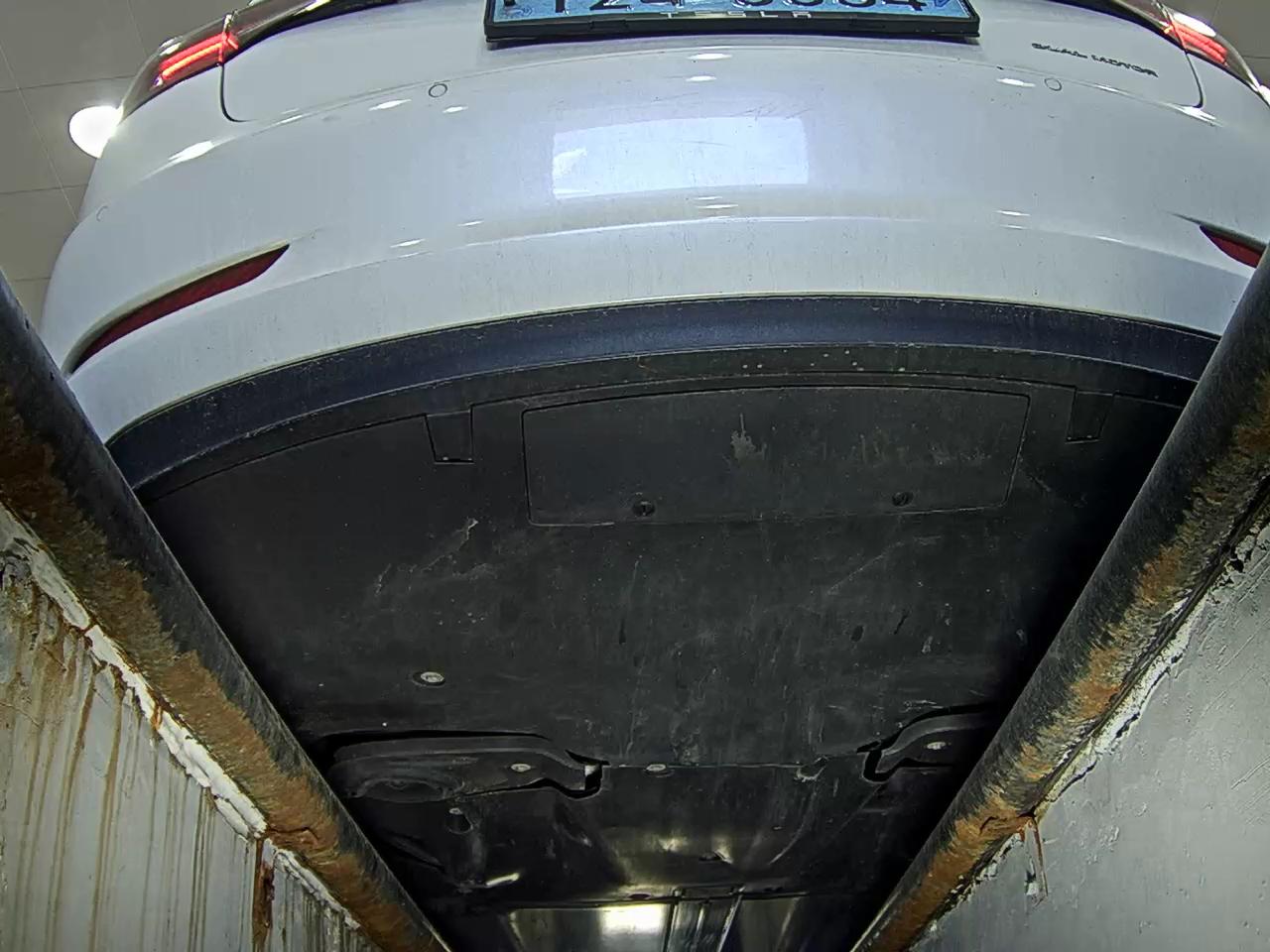 2022 - tesla model 3