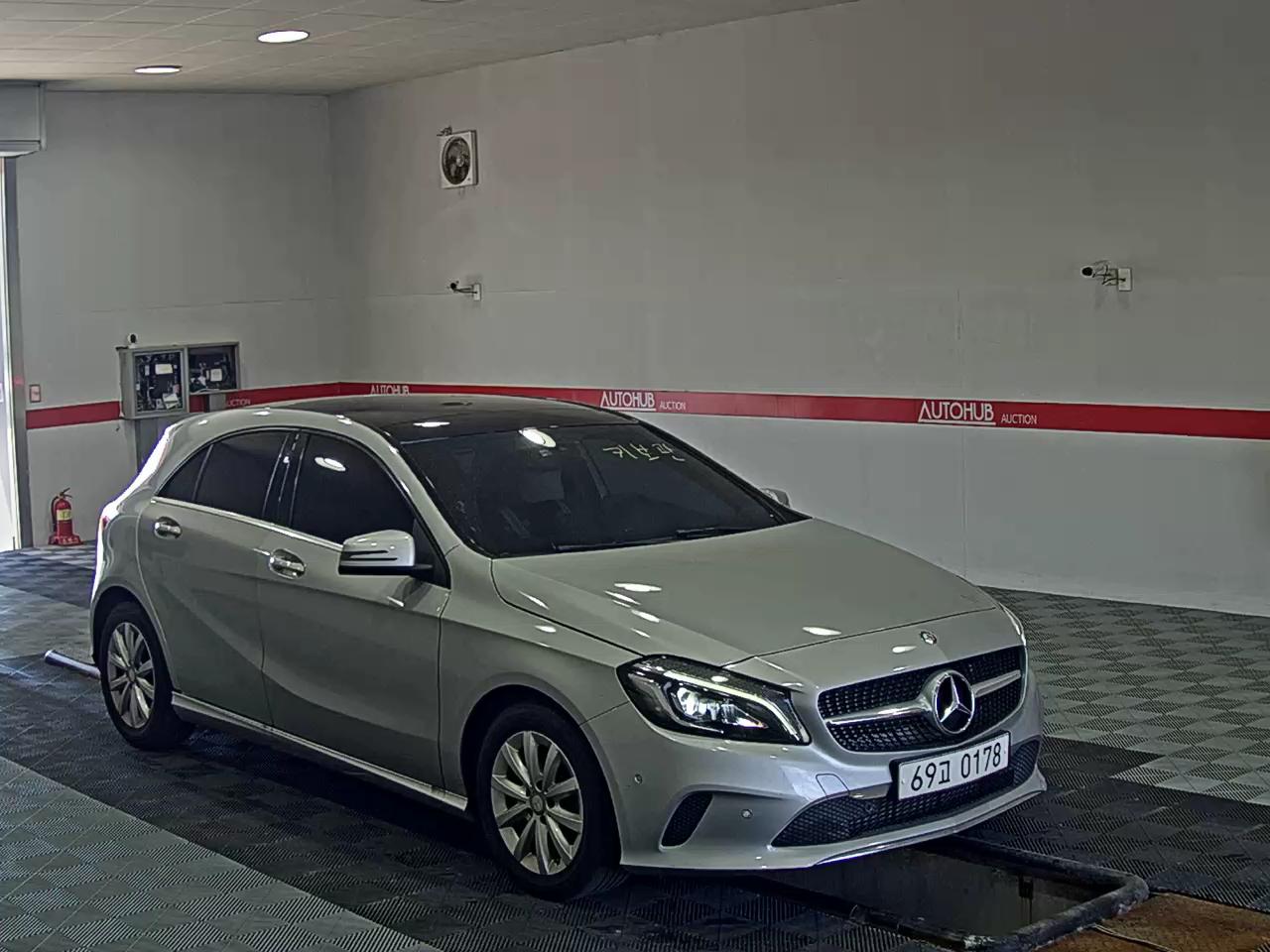 2016 - mercedes-benz a200
