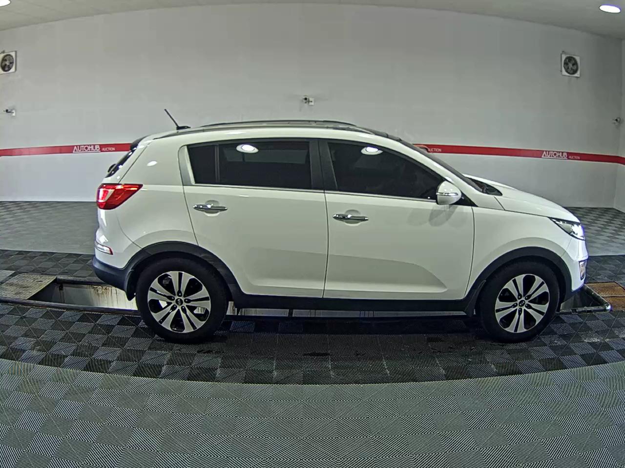 2012 - kia sportage
