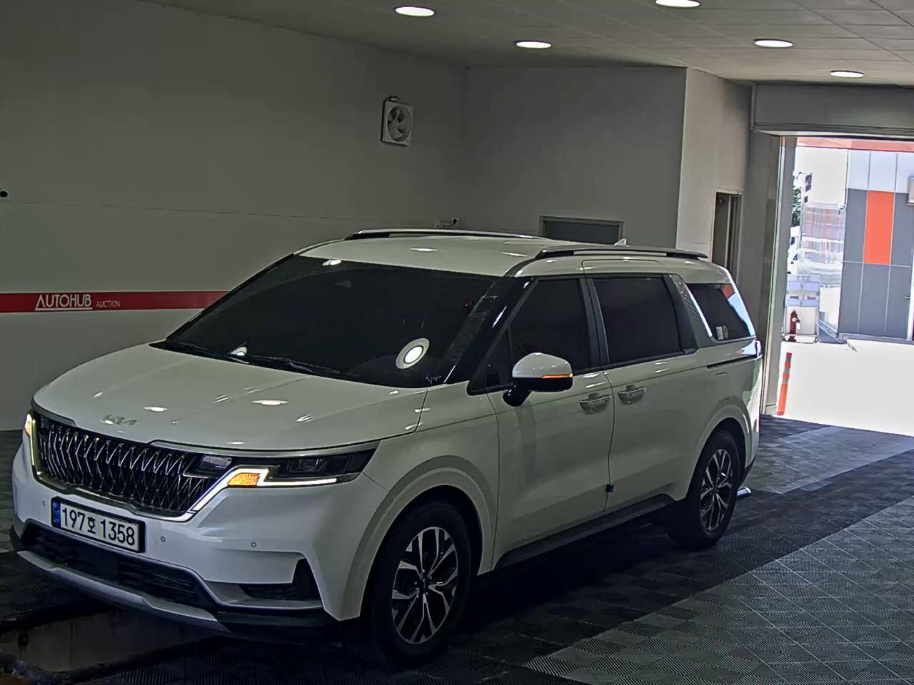 KIA CARNIVAL (KA4)