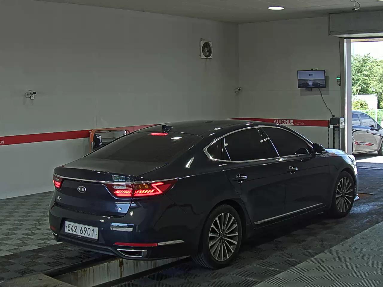 2018 - kia k7