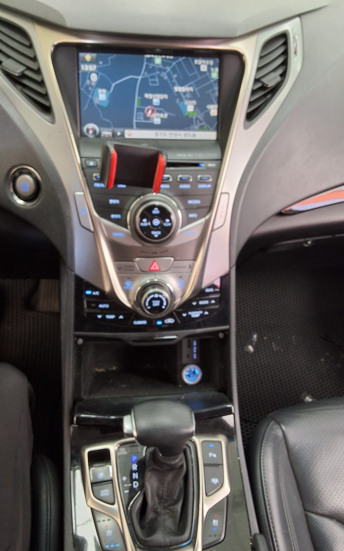 2012 - hyundai grandeur