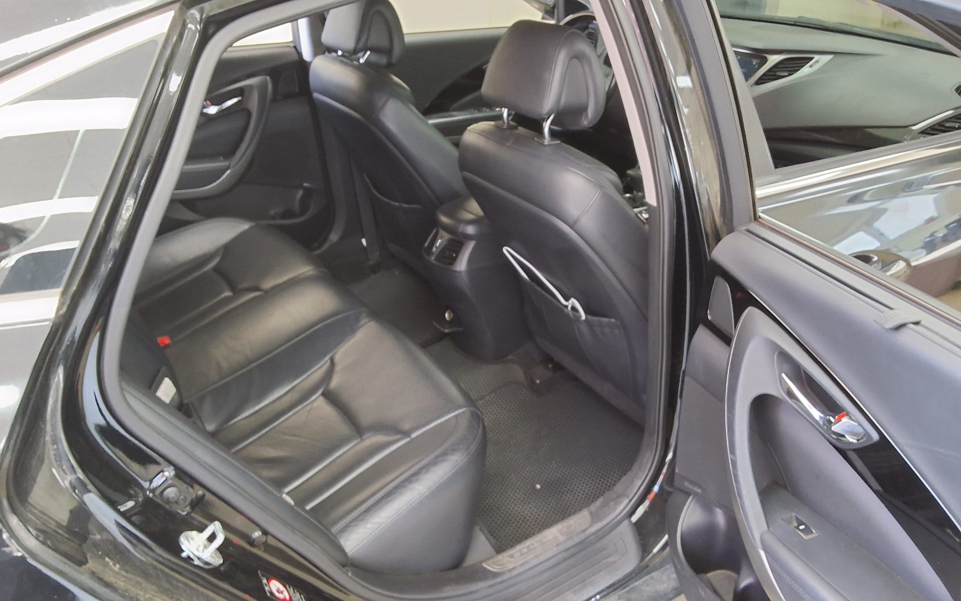 2012 - hyundai grandeur