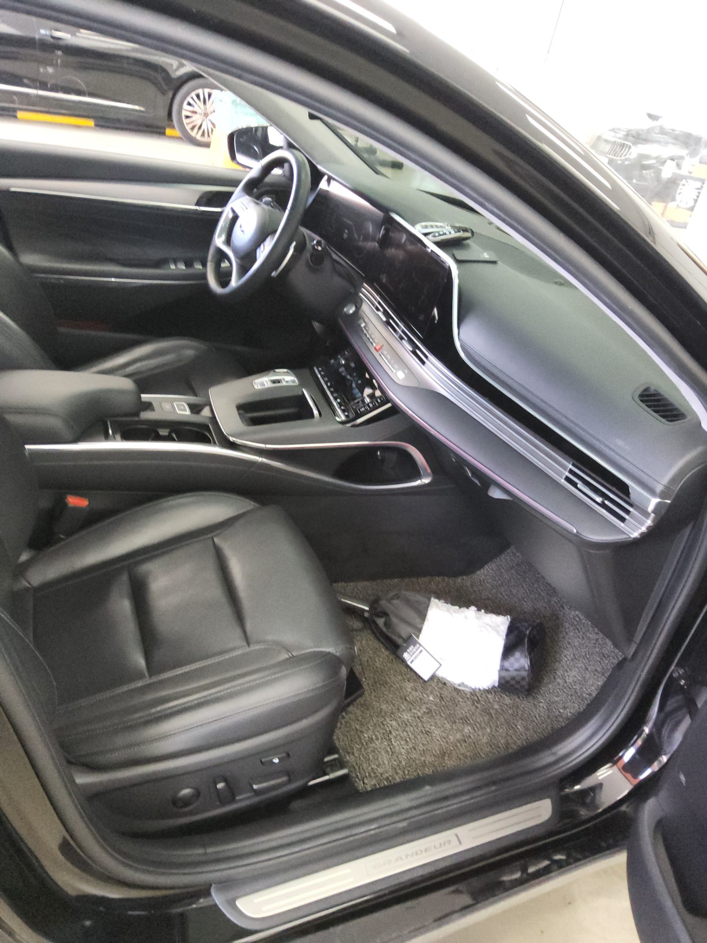 2020 - hyundai grandeur