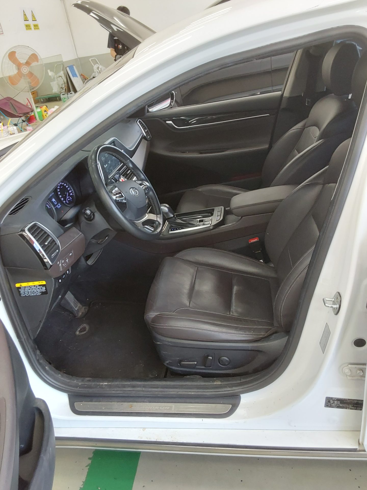 2018 - hyundai grandeur