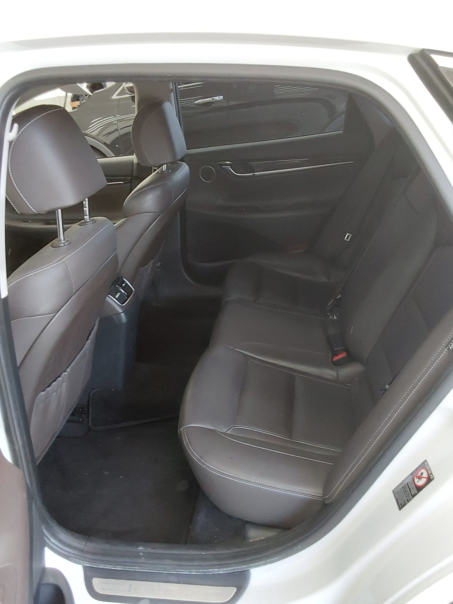 2018 - hyundai grandeur