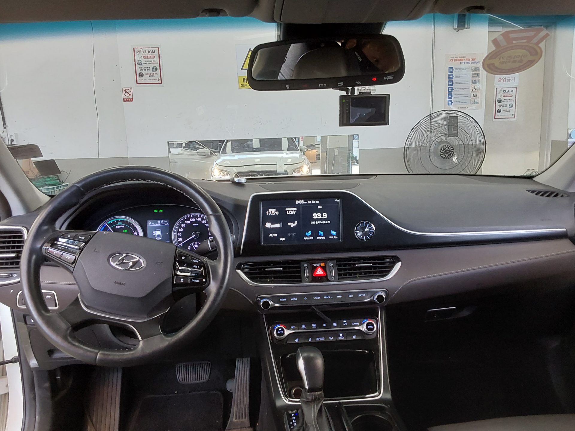 2018 - hyundai grandeur