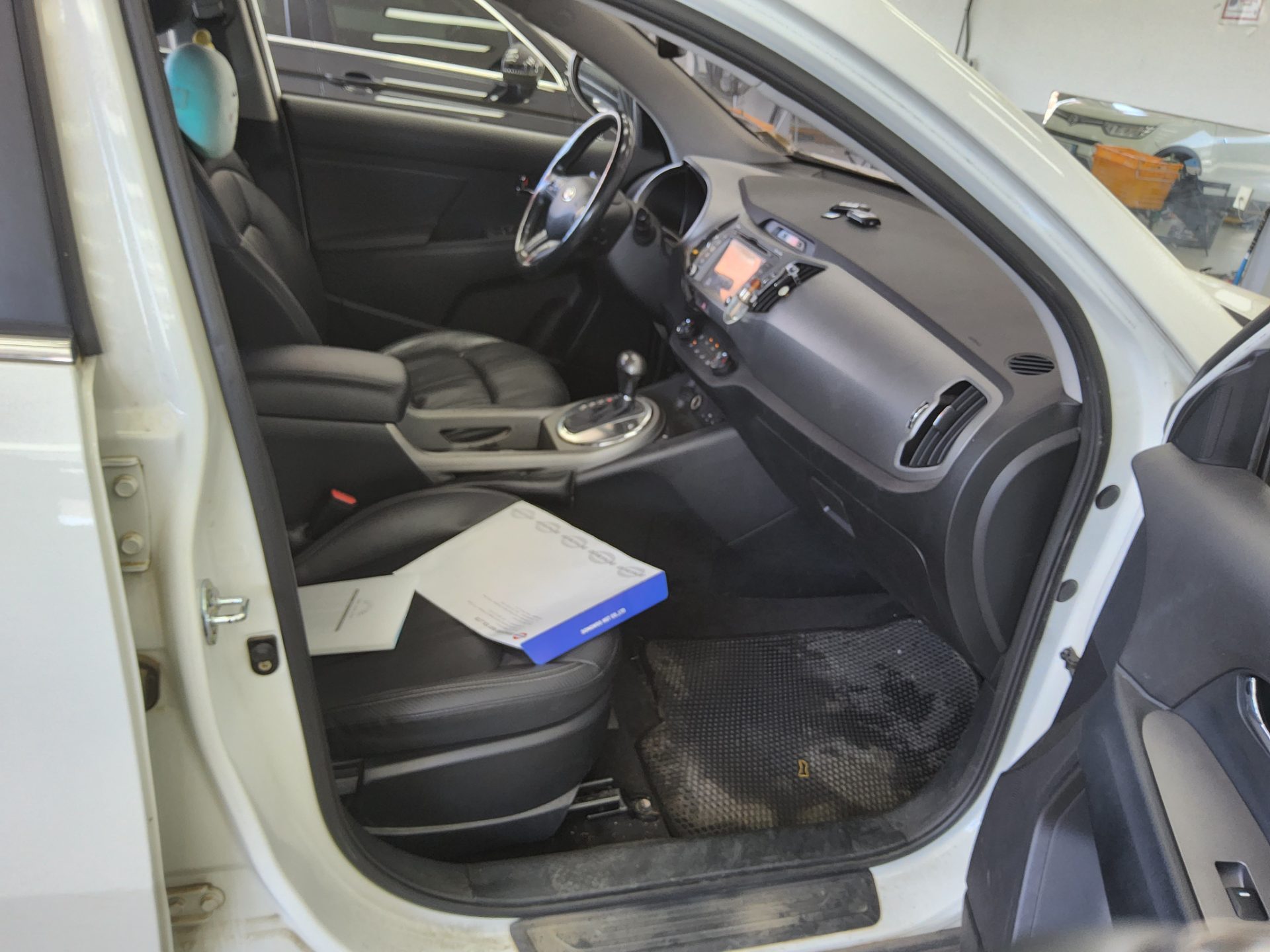 2016 - kia sportage