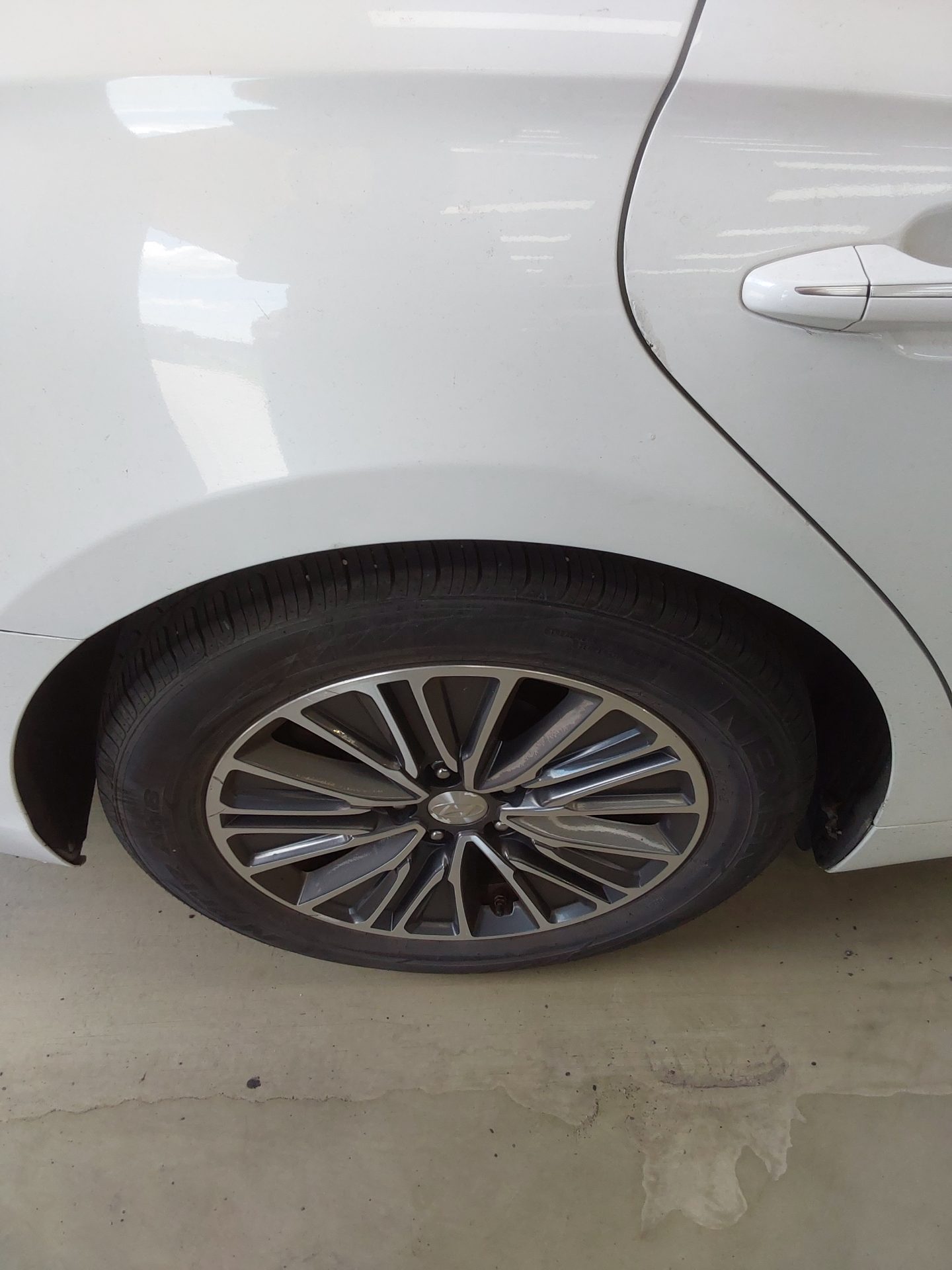 2018 - hyundai grandeur