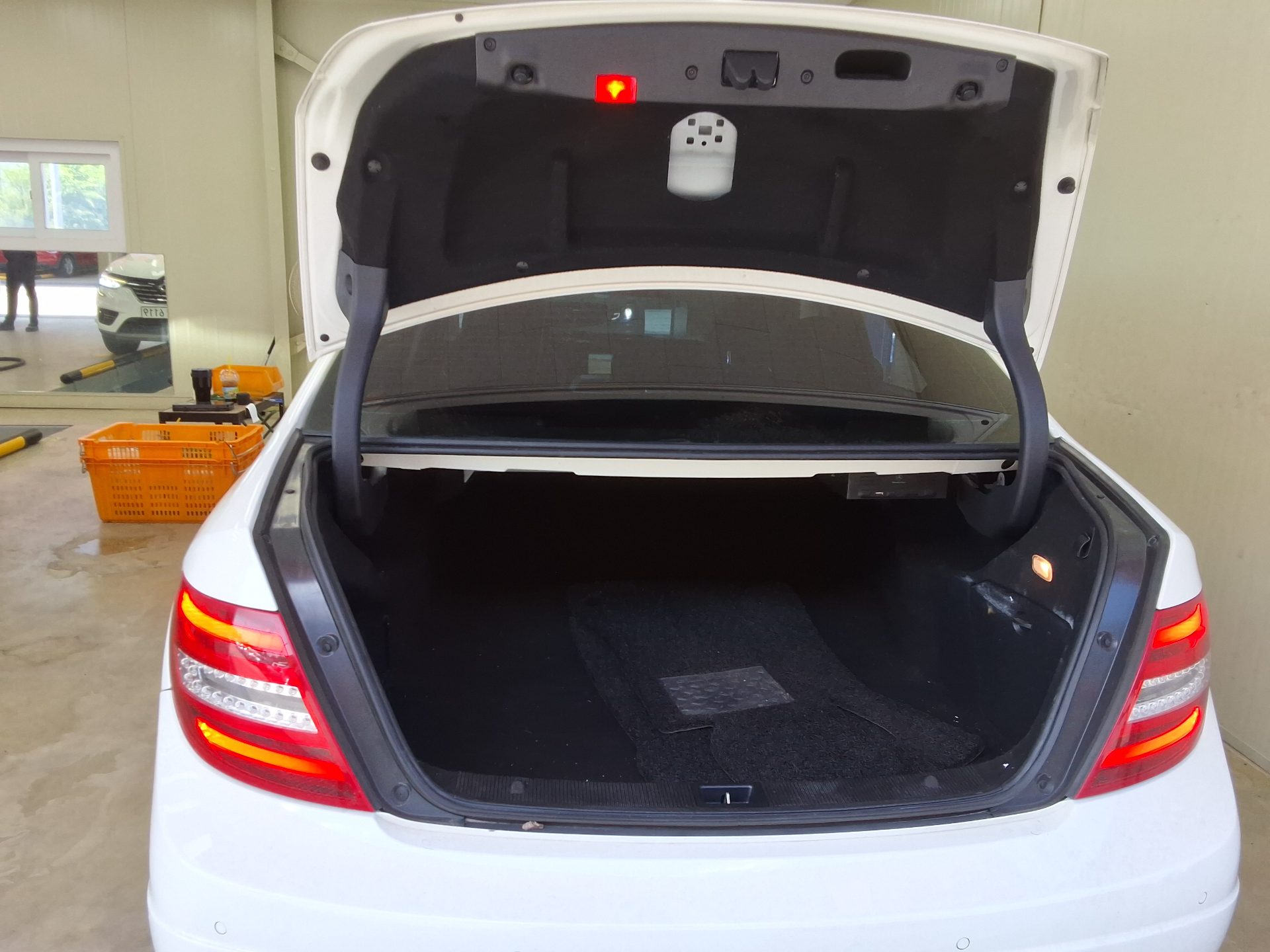 2012 - mercedes-benz c220