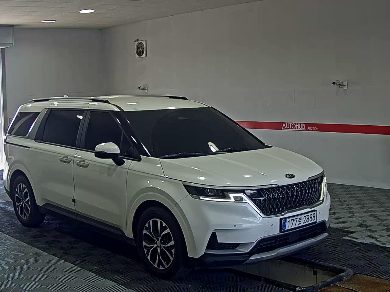 2021 - kia carnival
