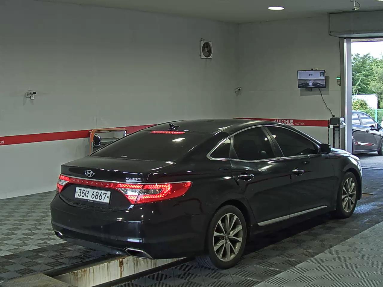 2012 - hyundai grandeur