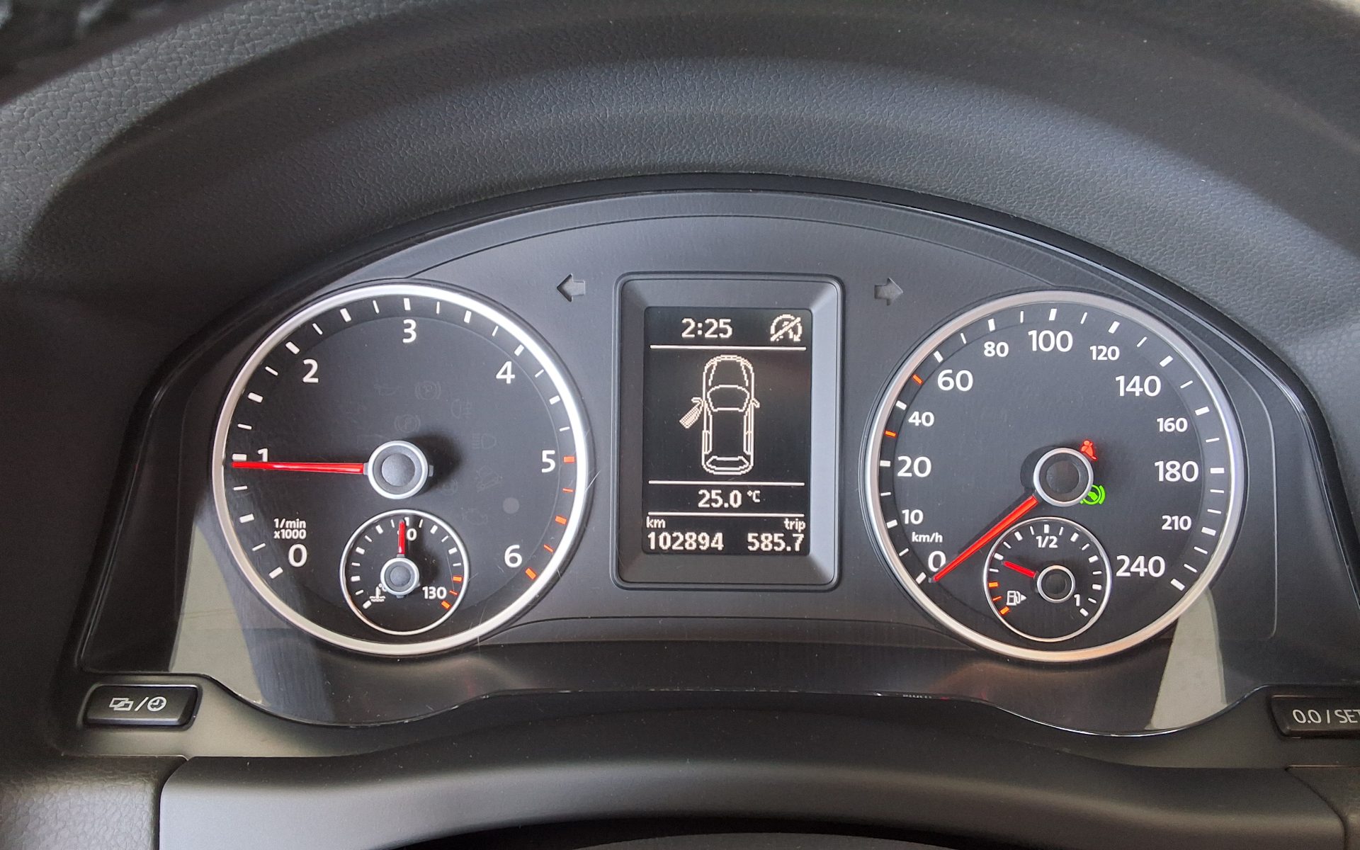 2013 - volkswagen tiguan