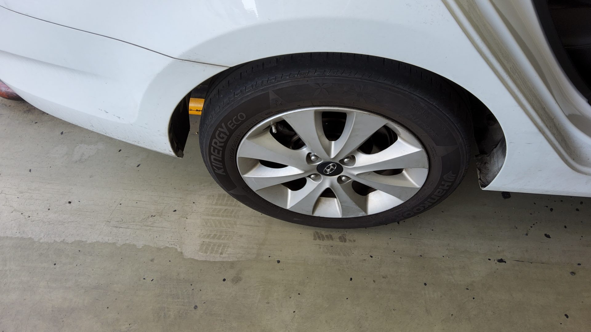 2017 - hyundai accent
