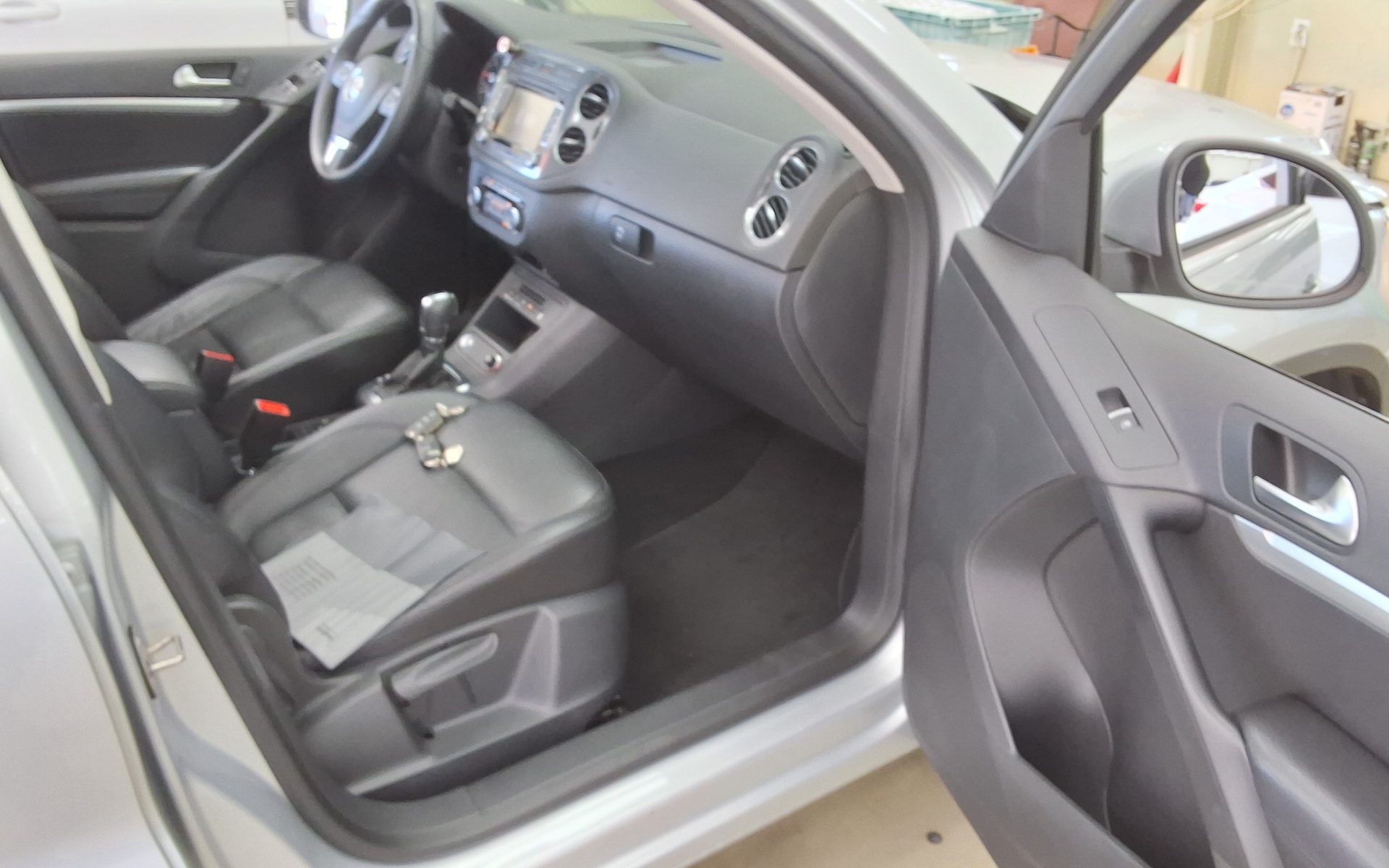 2013 - volkswagen tiguan