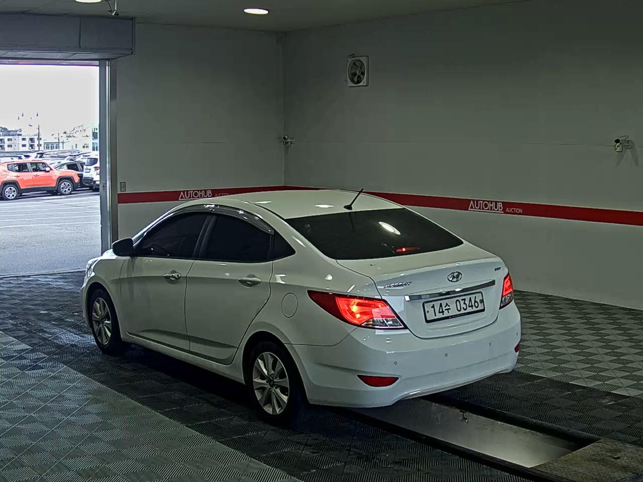 2017 - hyundai accent