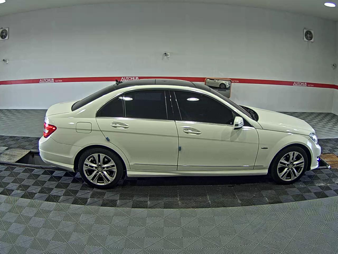 2012 - mercedes-benz c220