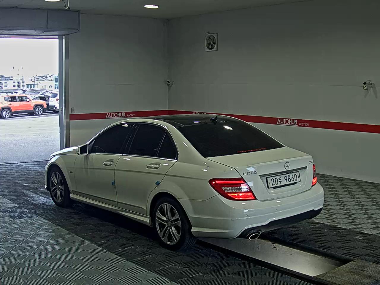 2012 - mercedes-benz c220