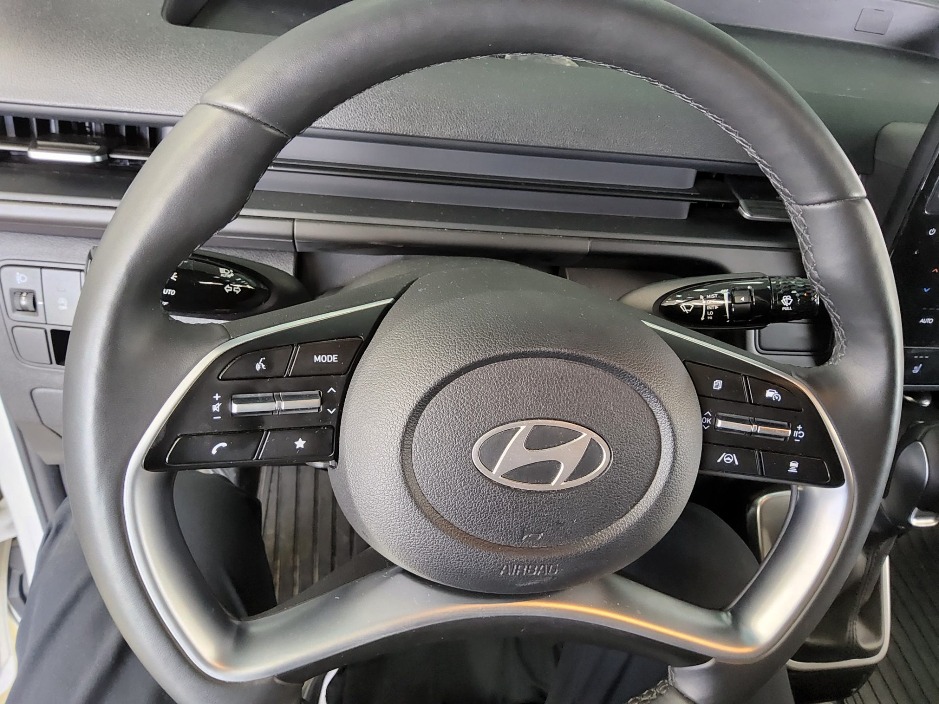 2025 - hyundai staria