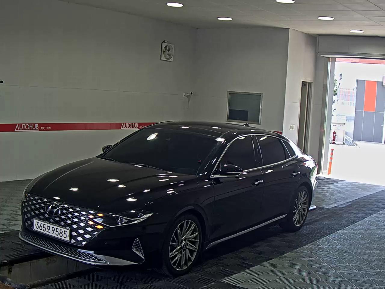 HYUNDAI GRANDEUR CALLRAPHY