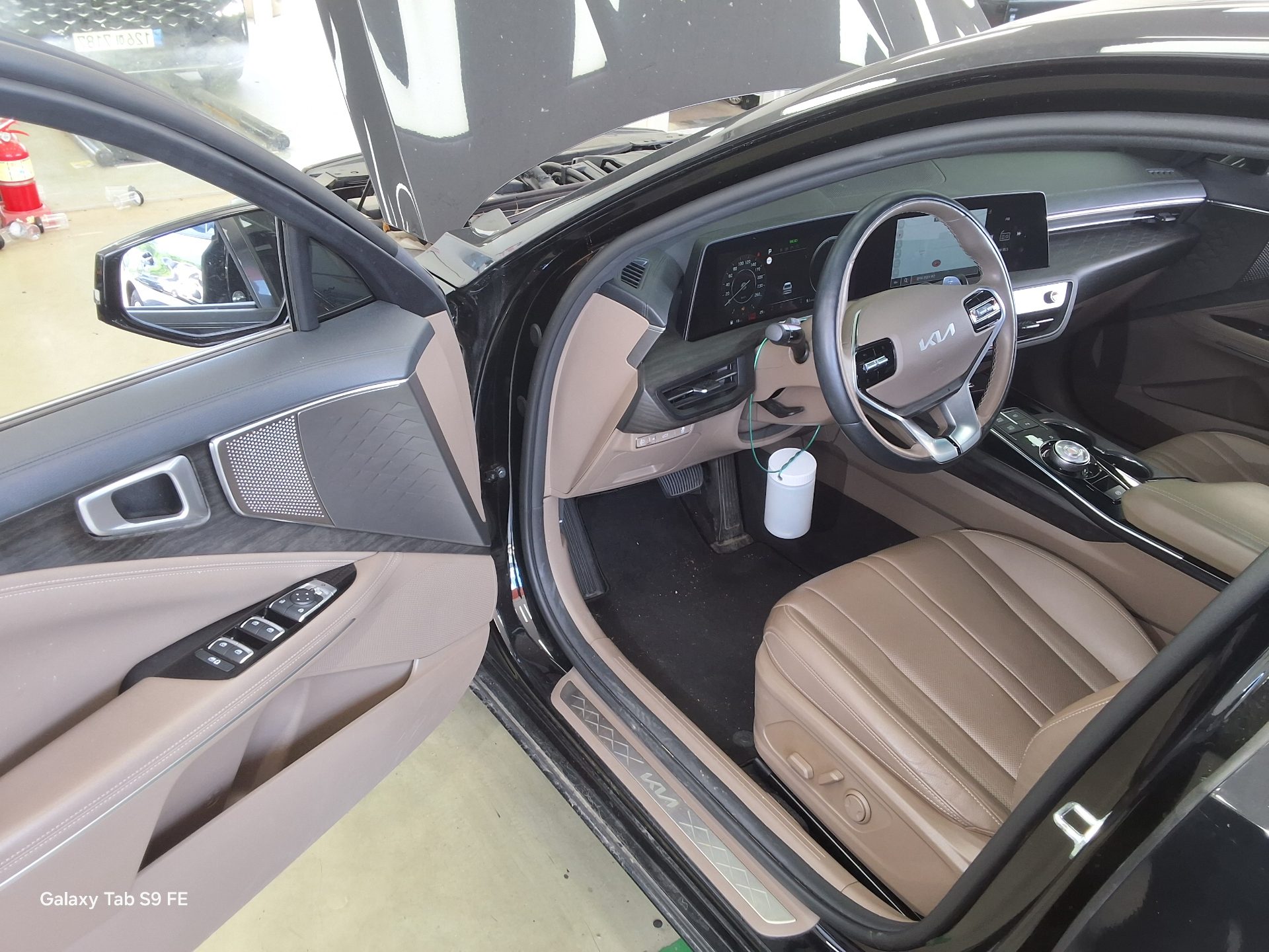 2022 - kia k8