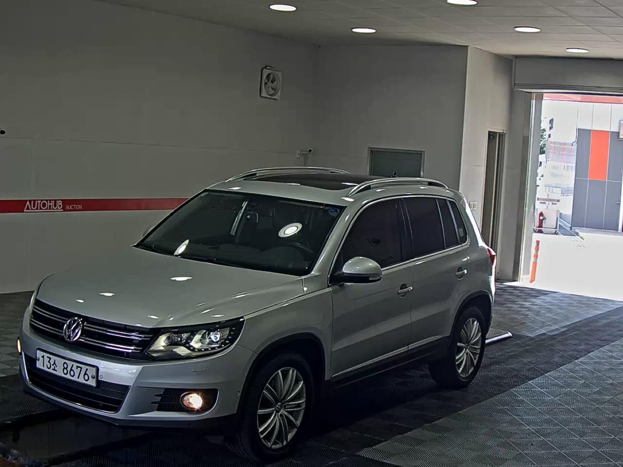 2013 - volkswagen tiguan