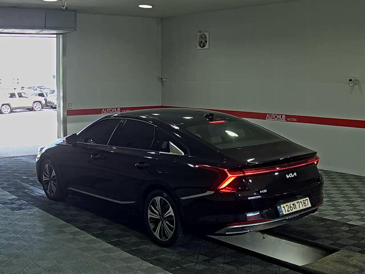 2022 - kia k8