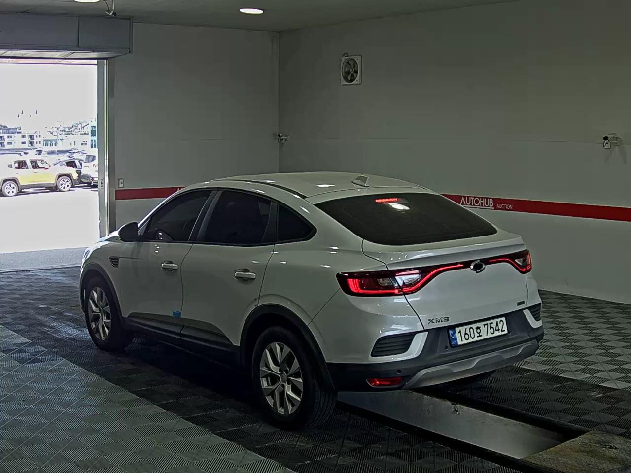 2021 - renault xm3