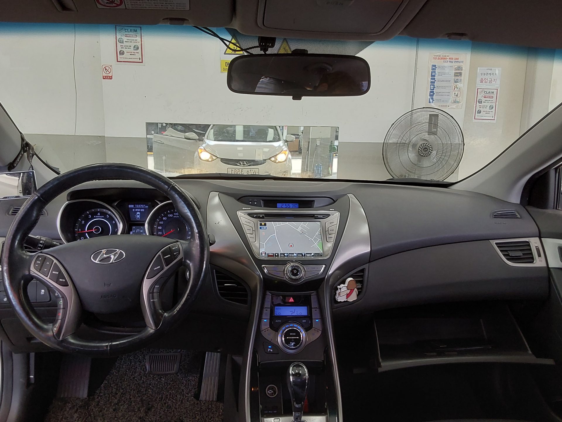 2013 - hyundai avante