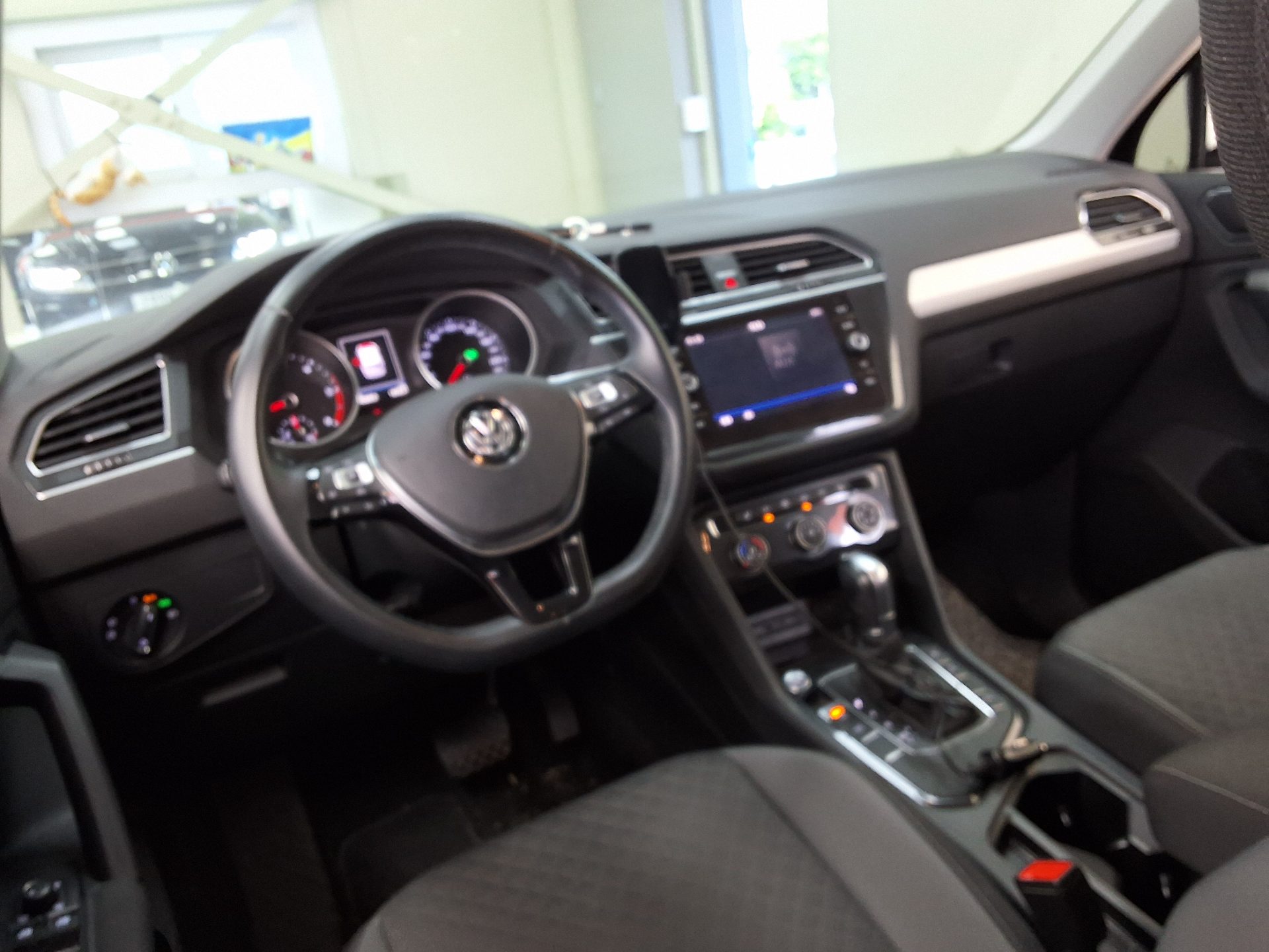 2018 - volkswagen tiguan
