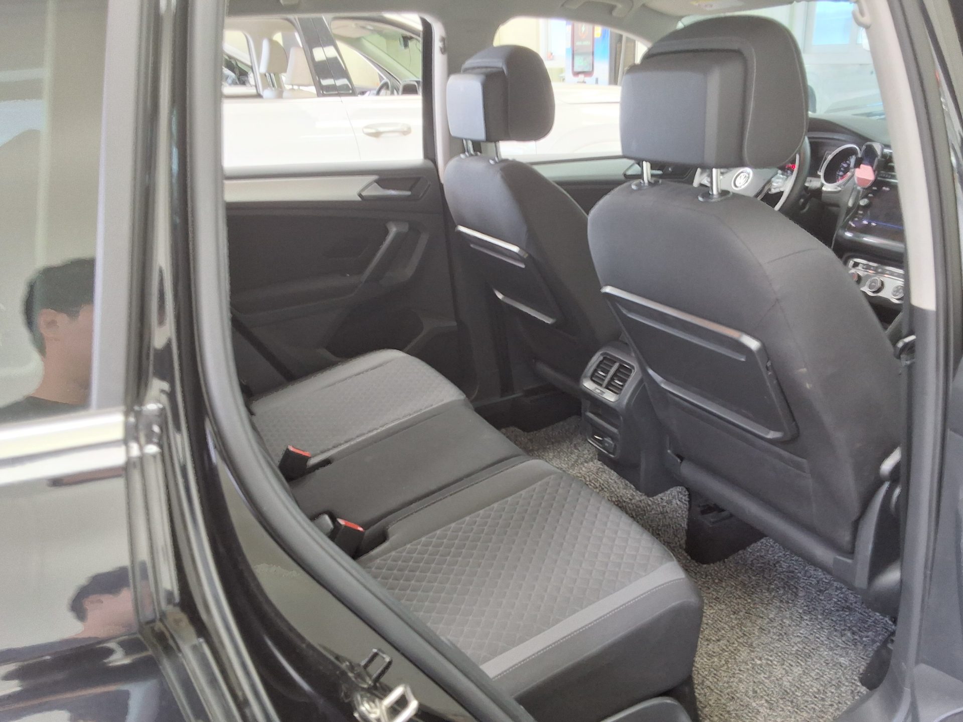 2018 - volkswagen tiguan