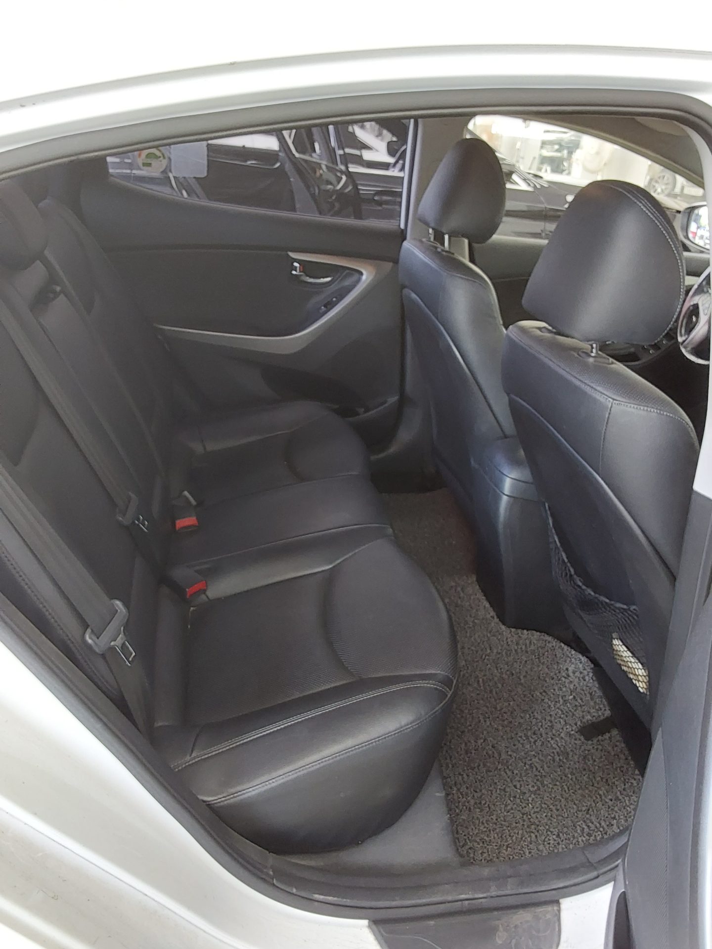 2013 - hyundai avante