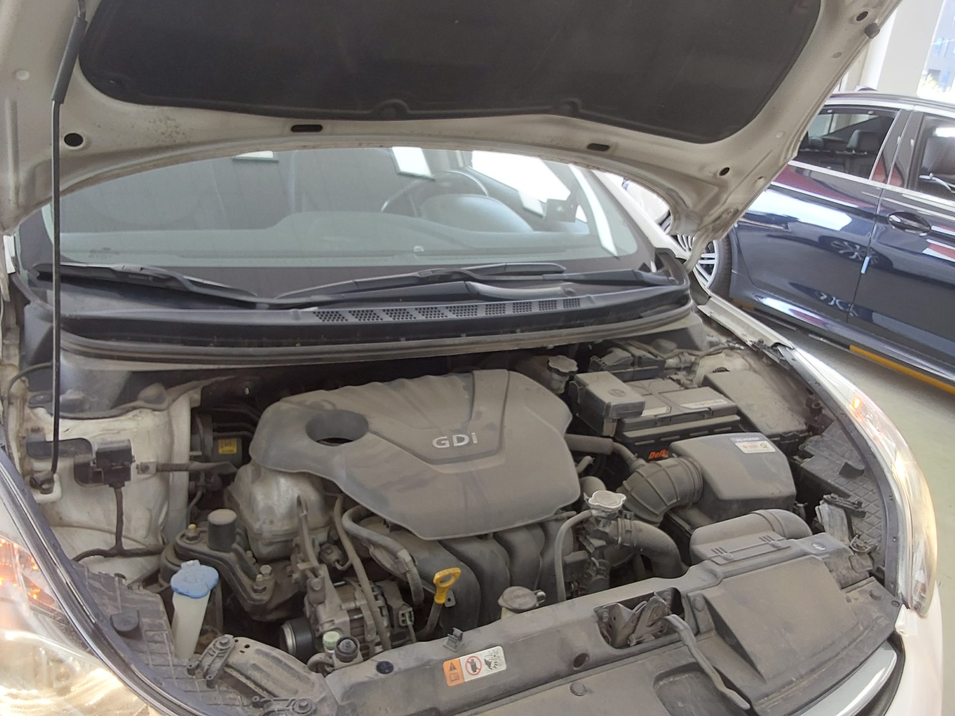 2013 - hyundai avante