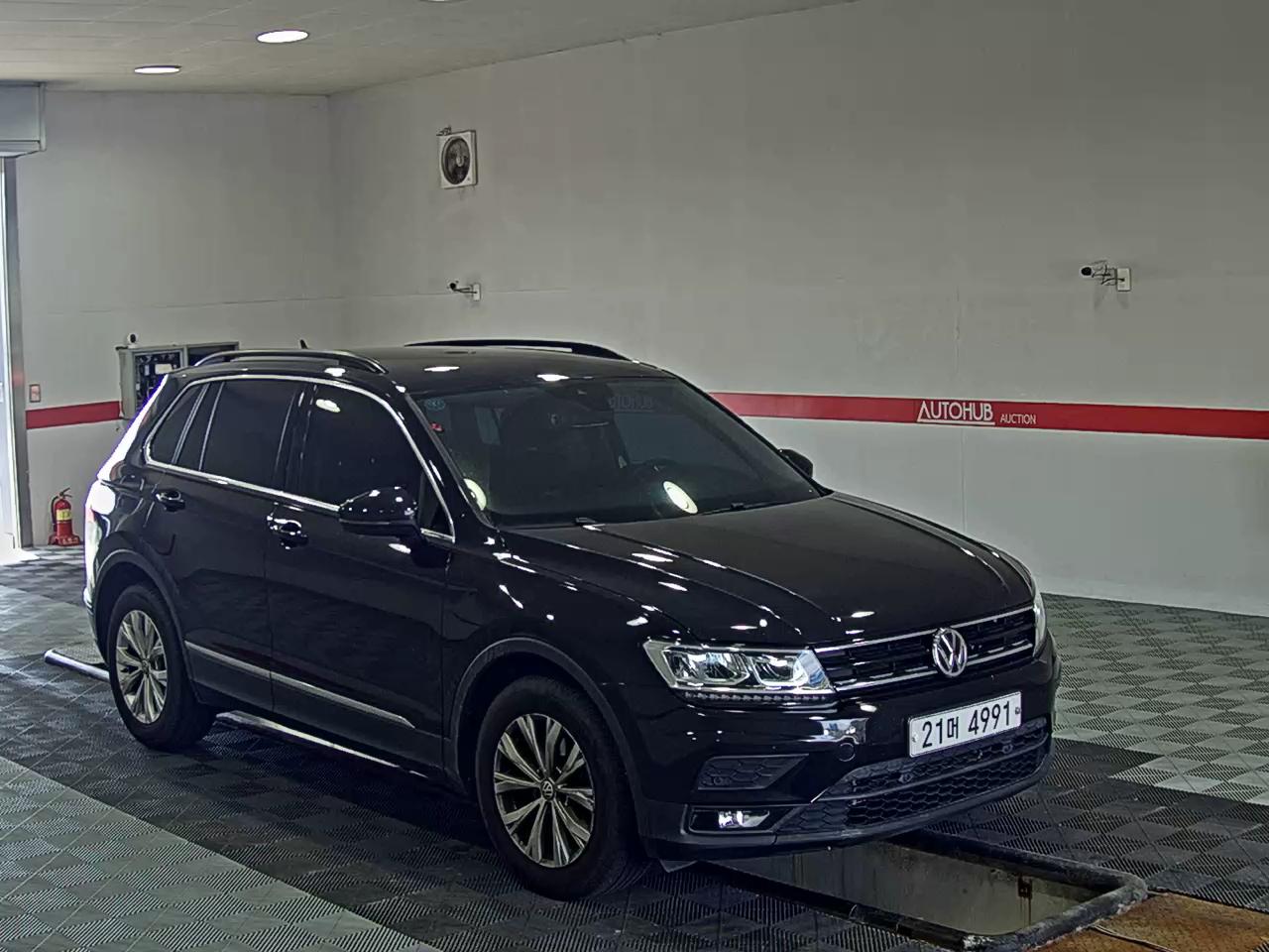 2018 - volkswagen tiguan
