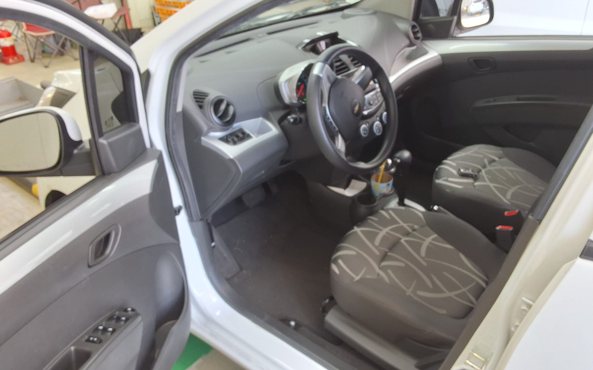 2014 - chevrolet spark