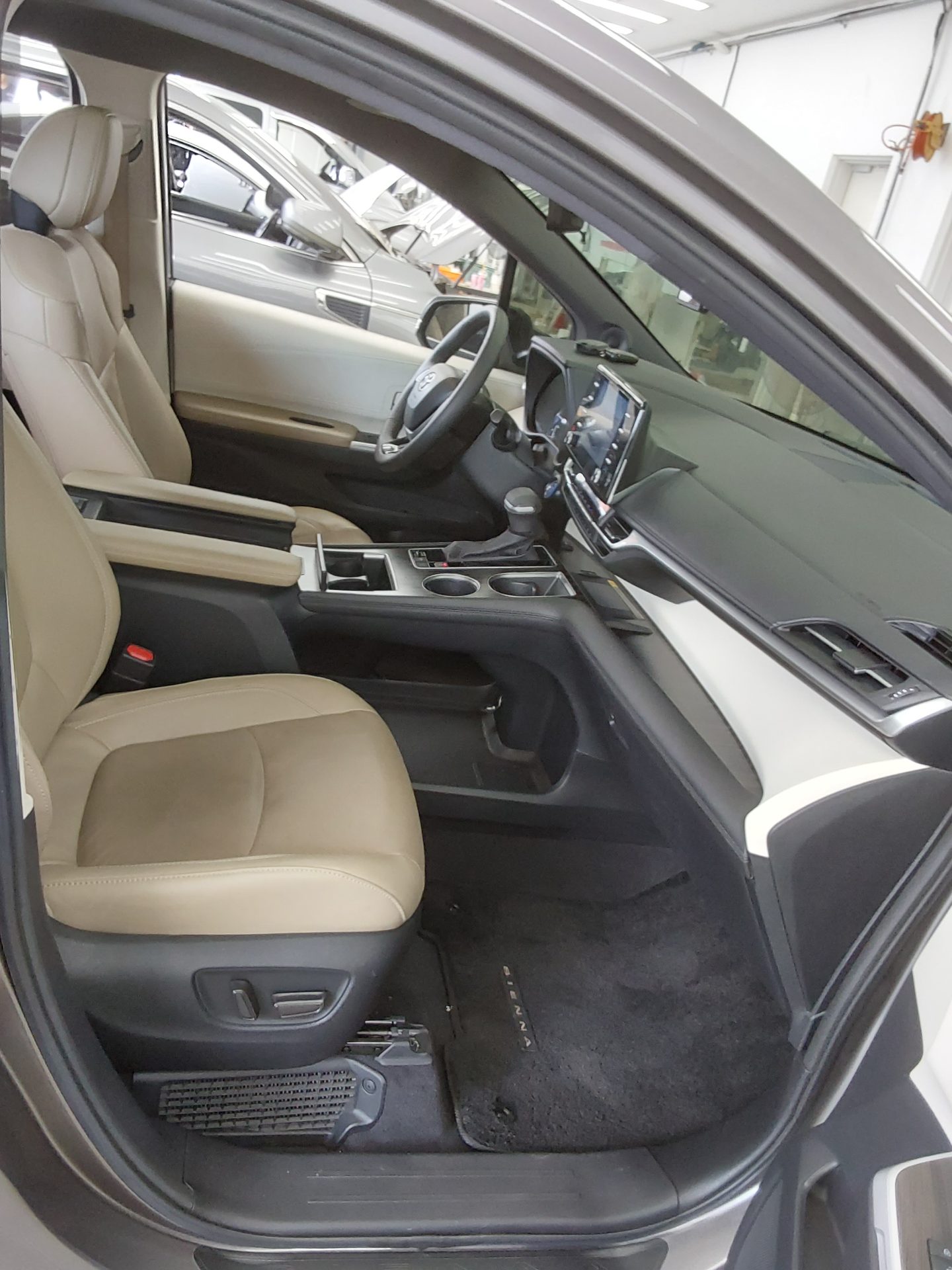 2023 - toyota sienna