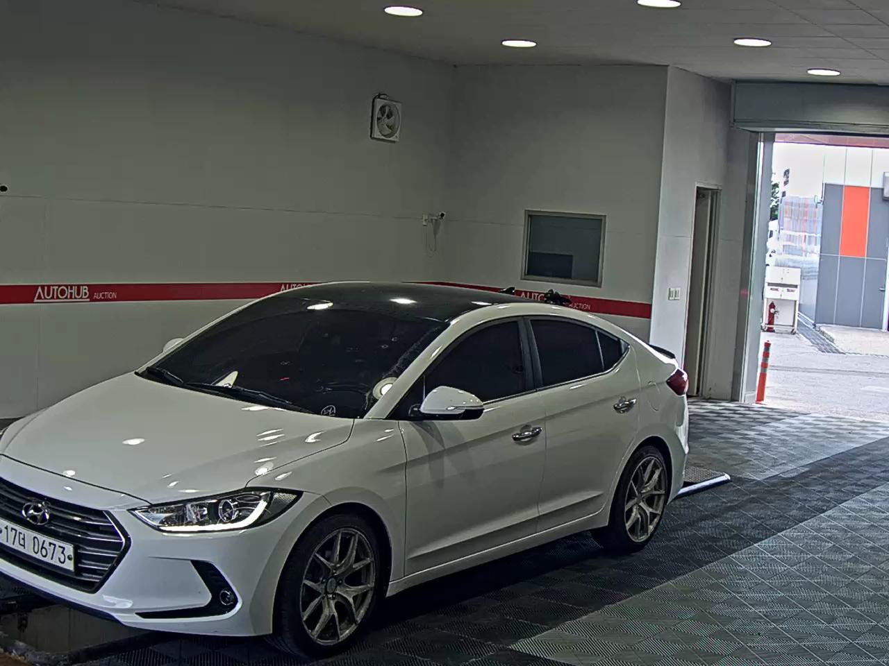 2017 - hyundai avante