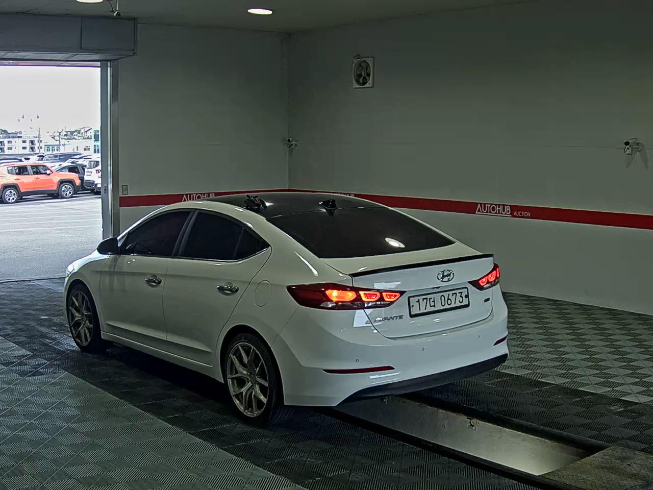 2017 - hyundai avante