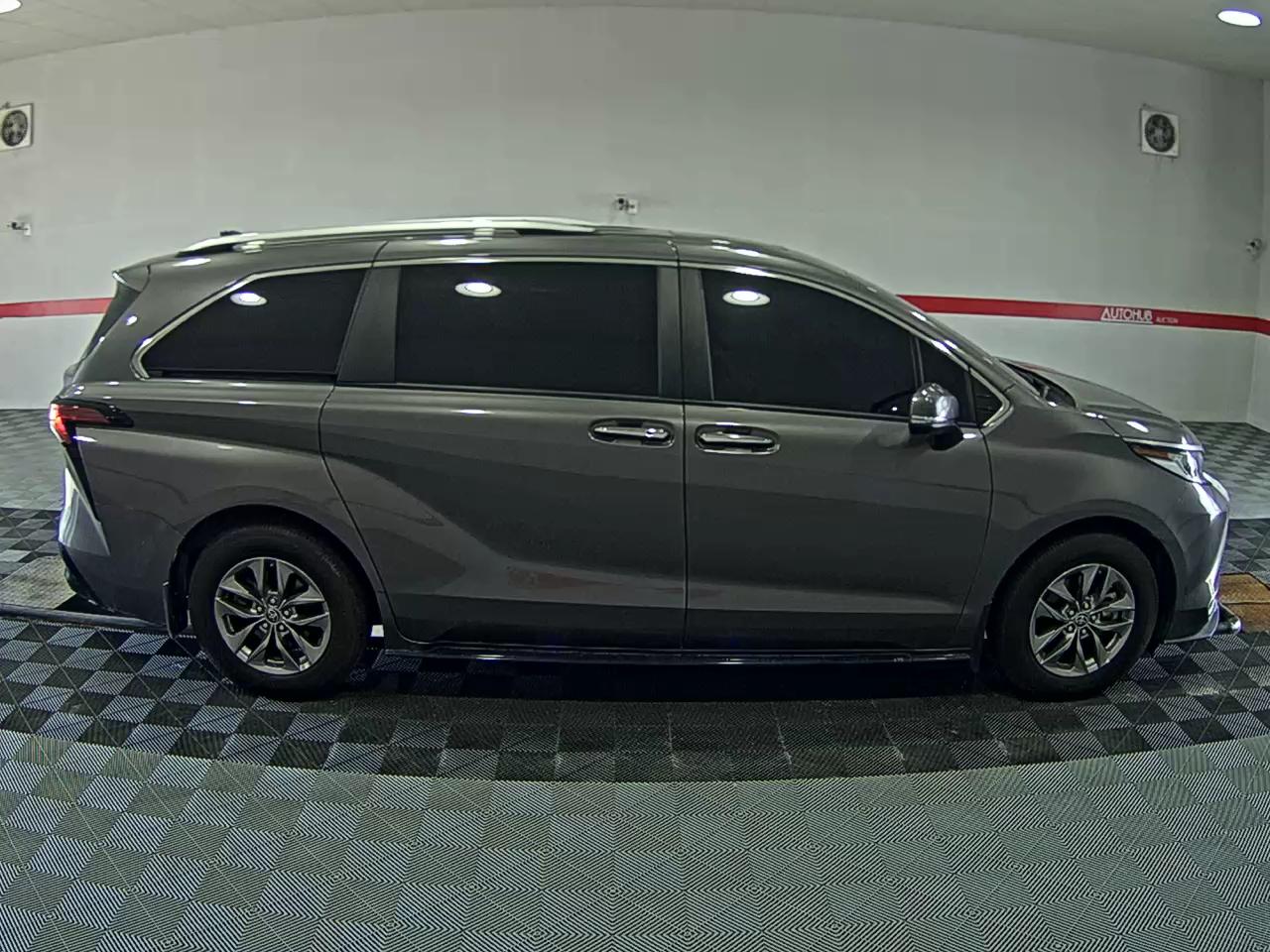 2023 - toyota sienna