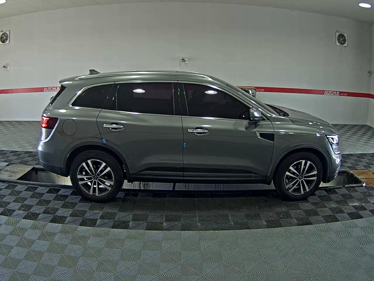 2019 - renault qm6