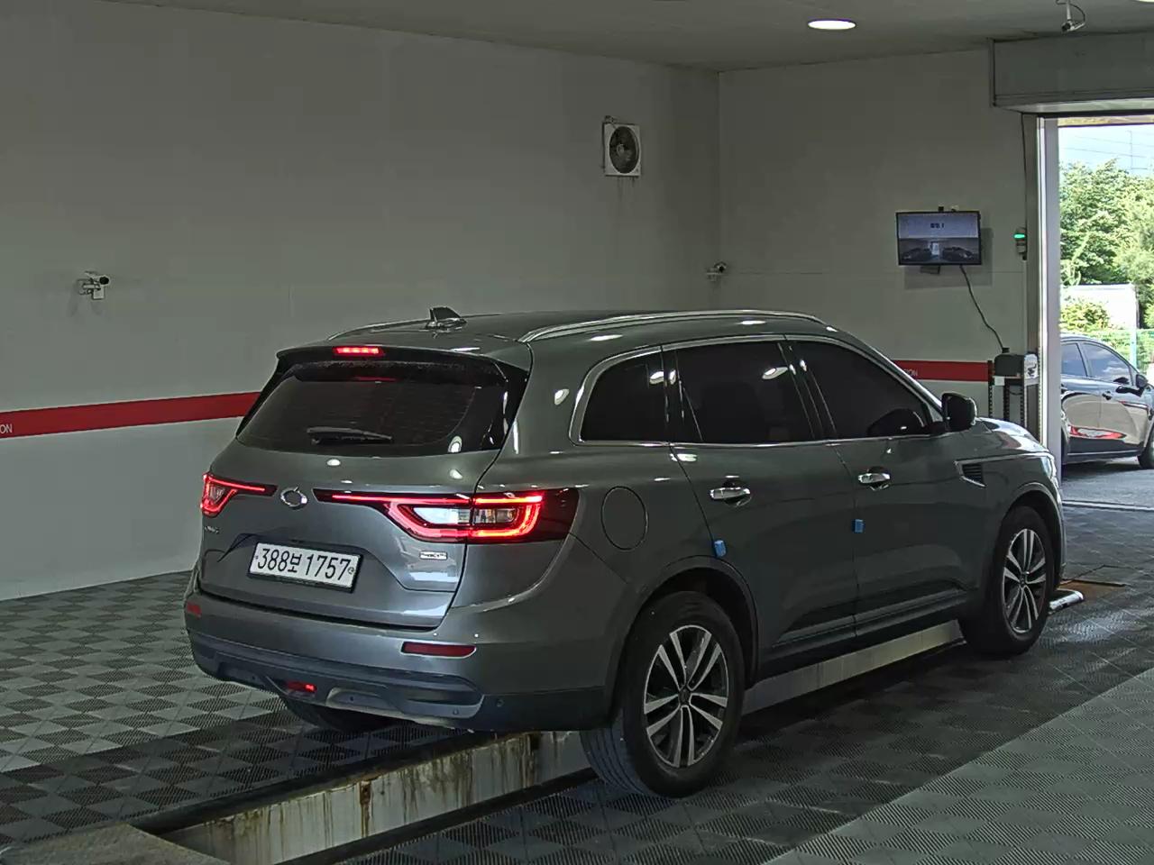 2019 - renault qm6