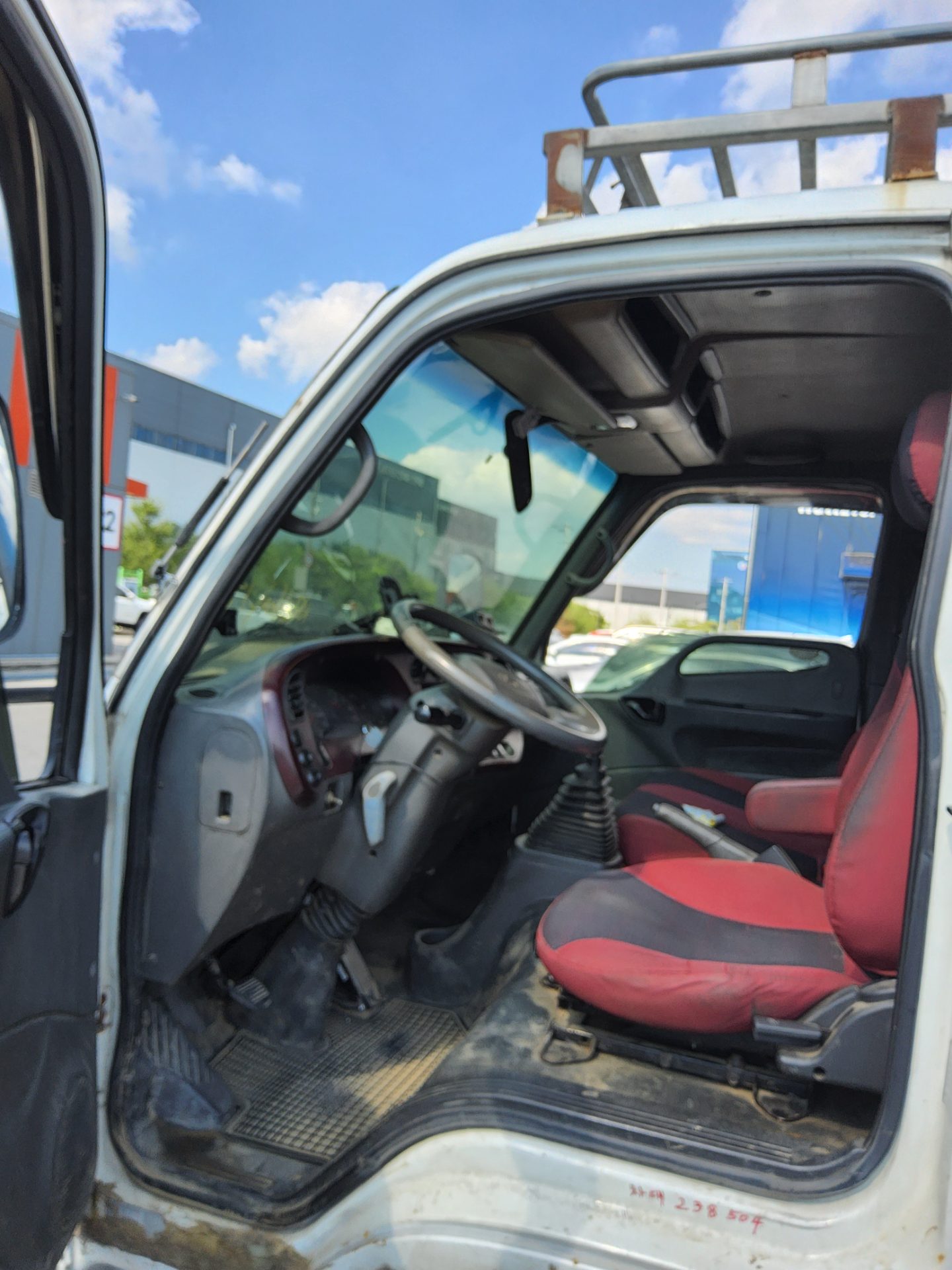 2014 - hyundai mighty